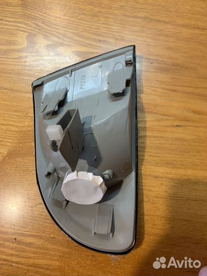 Указатель поворота L Audi A4 c 1994