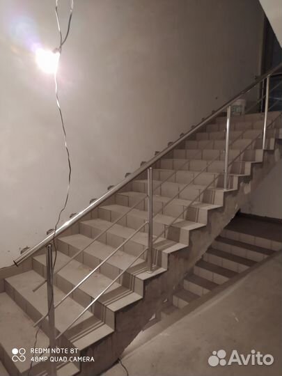 Поручни для лестниц