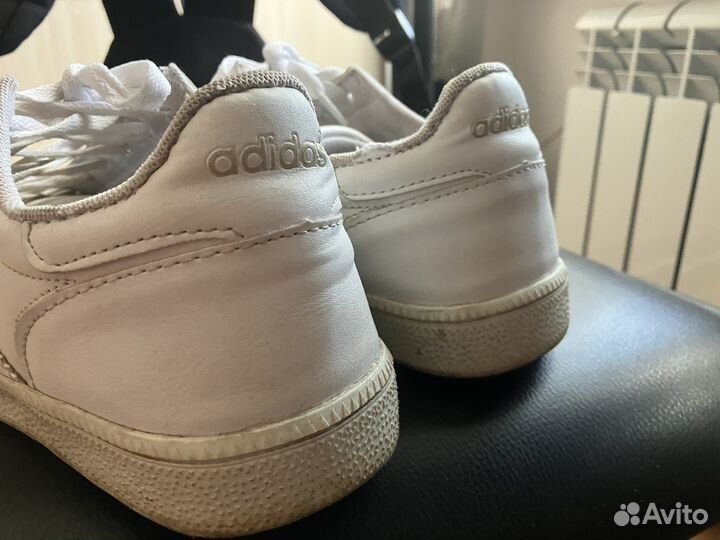 Кроссовкий Adidas