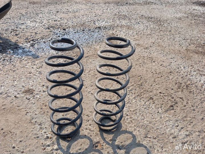 Форд фиеста задние пружины