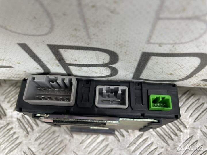 Блок согласования фаркопа Ford Tourneo Custom 12