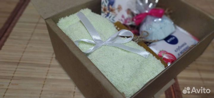 Подарок для девушки/подарочный бокс
