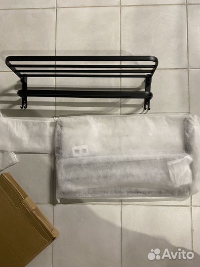 Полка в ванную комнату