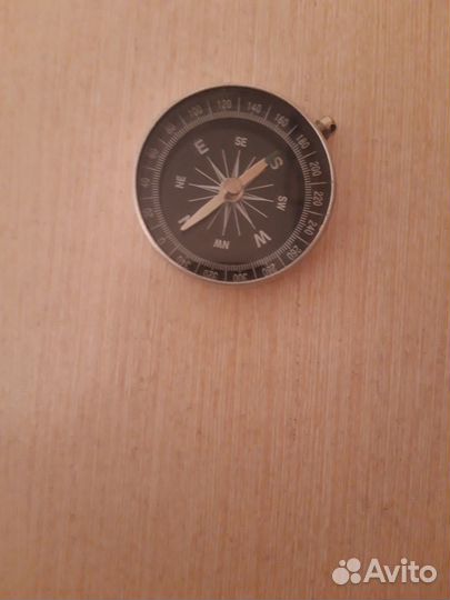 Компас, песочные часы