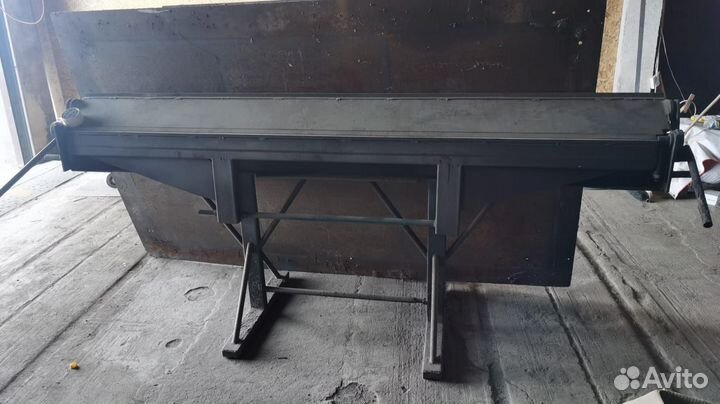 Листогибочный станок