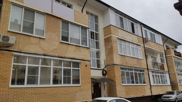 2-к. квартира, 60,5 м², 2/3 эт.