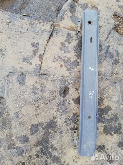 Усилитель бампера передний Hyundai ix35 2010-2015