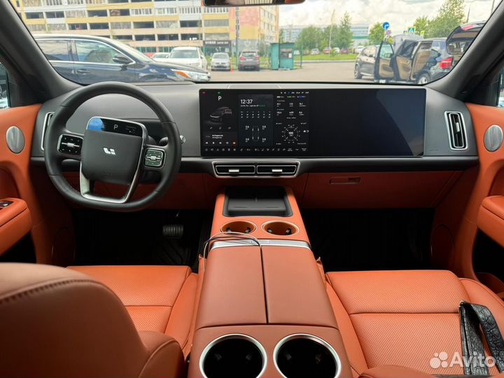 LiXiang L9 1.5 AT, 2023, 15 000 км
