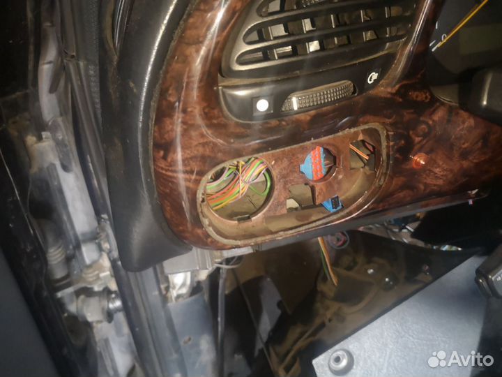 Панель/ торпеда Ford Scorpio 2