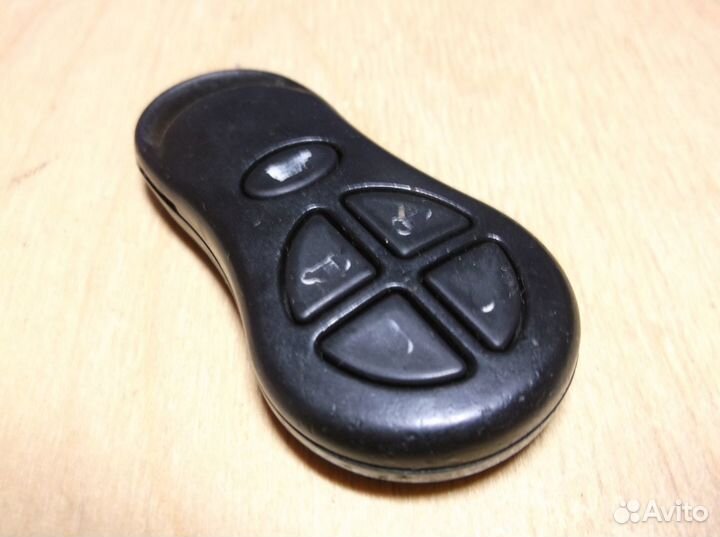 P/N 04686799 AB Chrysler/ Jeep 5 Button Remote key