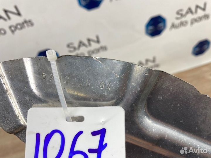 Пыльник тормозного диска передний правый Bmw 3 F30