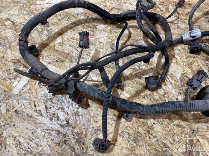 Подкапотная проводка двс LADA Granta 2011