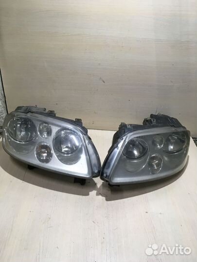Фара Фольксваген Тоуран