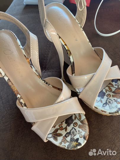 Босоножки женские 39 размер