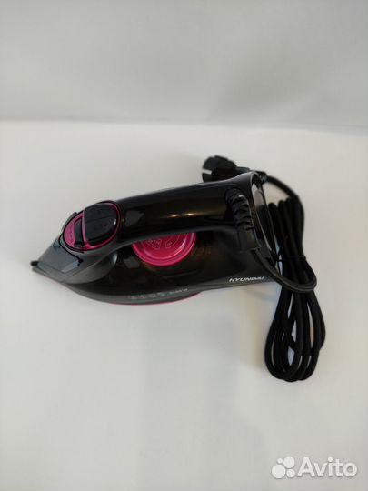 Утюг Hyundai H-SI01559, 2400Вт, черный/ розовый