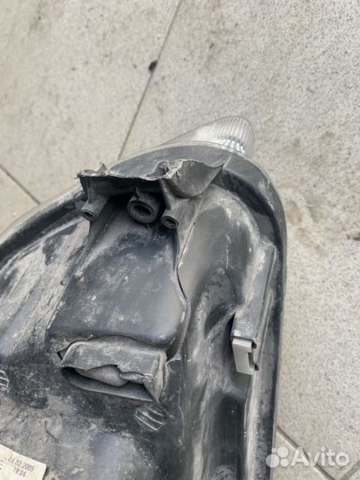 Фара левая Skoda Fabia 2 5J 2007-2014