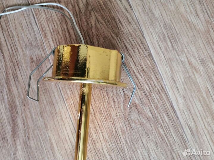 Светильник встраиваемый