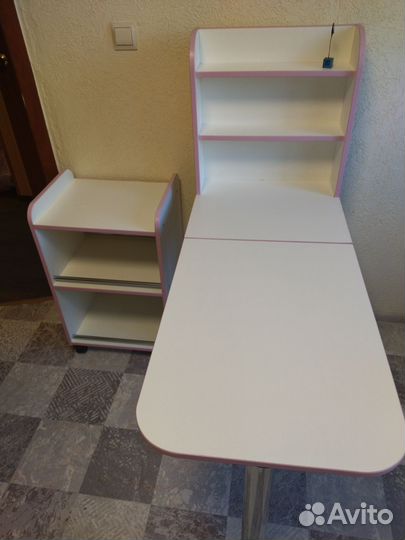 Маникюрный стол складной + тумба б/у