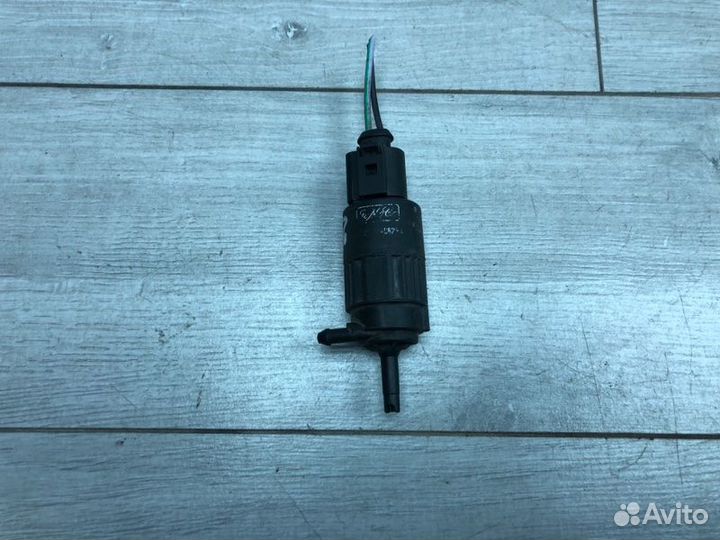 Насос омывателя Ford S-Max минивэн qywa 2006