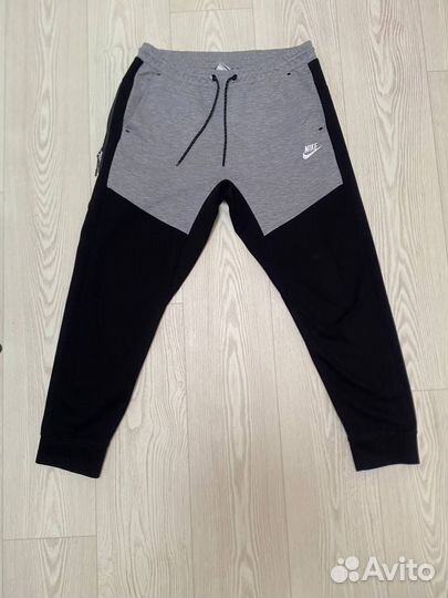 Nike Tech Fleeceкостюм черно-серый