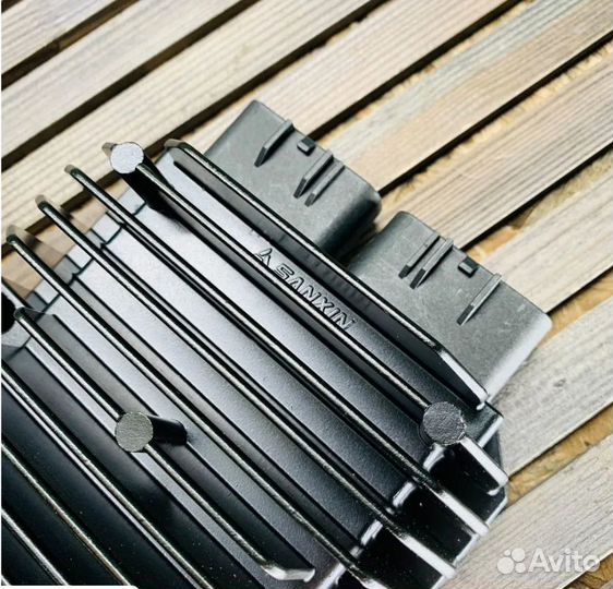 Регулятор напряжения CForce ZForce