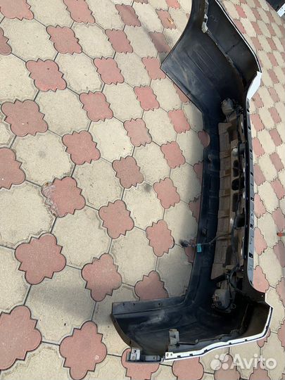 Задний бампер на Киа Мохаве 2008-2016 год