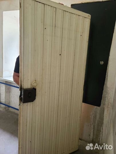 Дверь входная металлическая