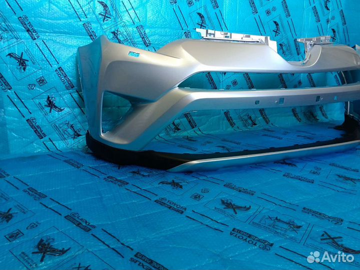 Передний бампер RAV4 4 с юбкой и спойлером 15-19