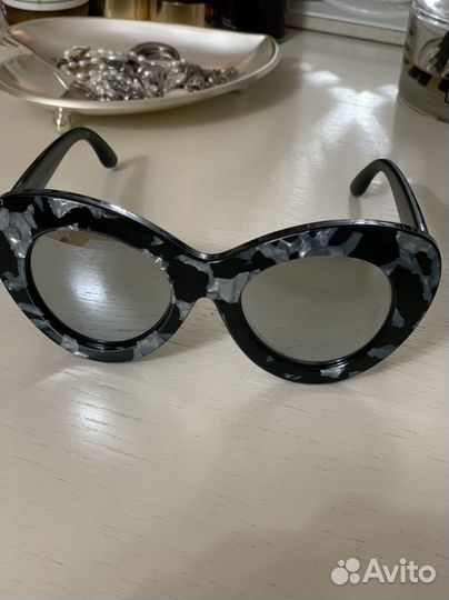 Очки солнцезащитные