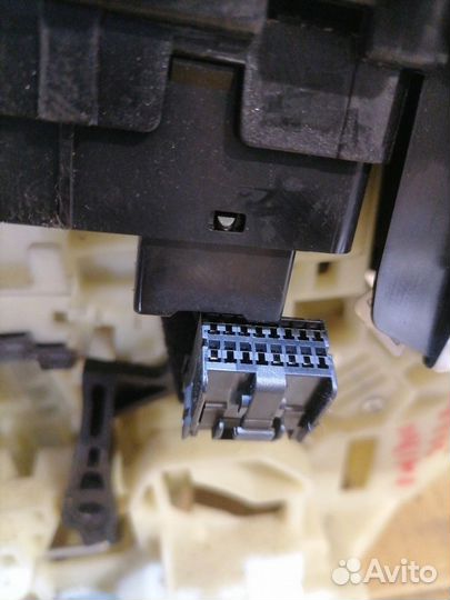 Селектор АКПП салонный Kia Optima