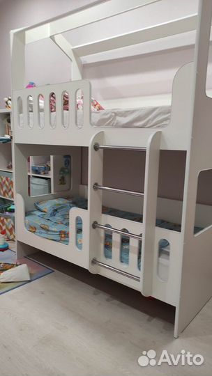 Двухъярусная кровать для детей от 3х лет