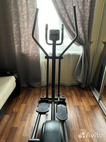 Эллиптический тренажер