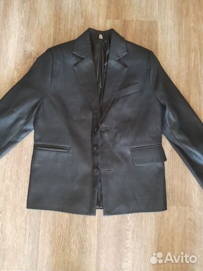 Пиджак на мальчика 128