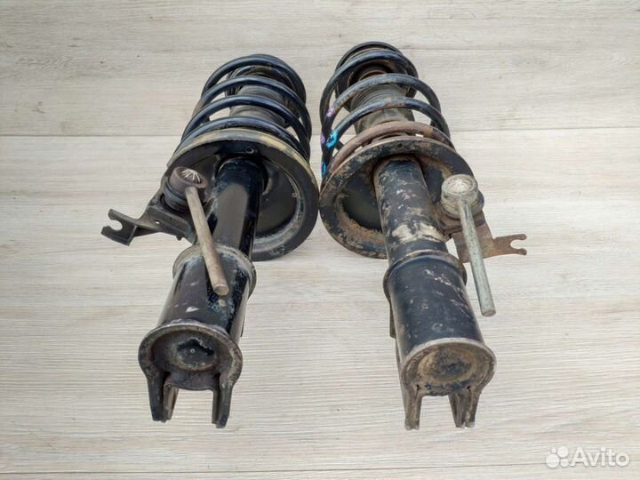 Стойка в сборе Правая Citroen C4 Peugeot 307