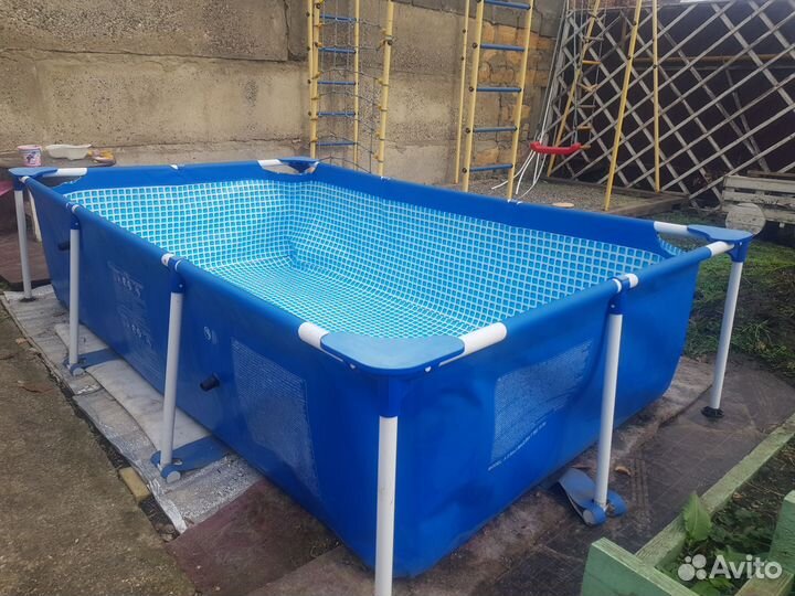 Бассейн каркасный