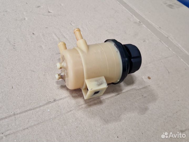 Бачок гидроусилителя руля Hyundai Sonata 5 01-12г