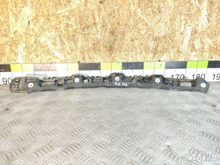 Направляющая бампера Opel Astra H