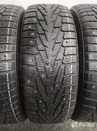Nokian Tyres Hakkapeliitta 7 SUV 235/65 R17 100Z
