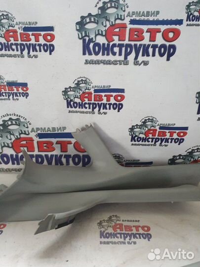 Обшивка салона Toyota Prius хэтчбек iiixw30 1.8