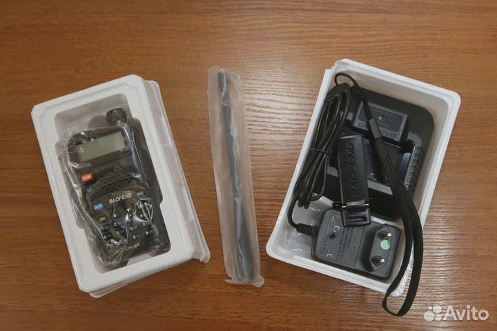 Портативная рация Baofeng UV-5R (до 10 км), 5W