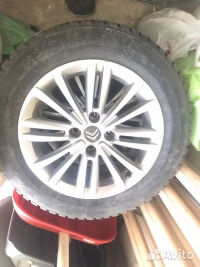 Kumho KRS03 205/60 R16