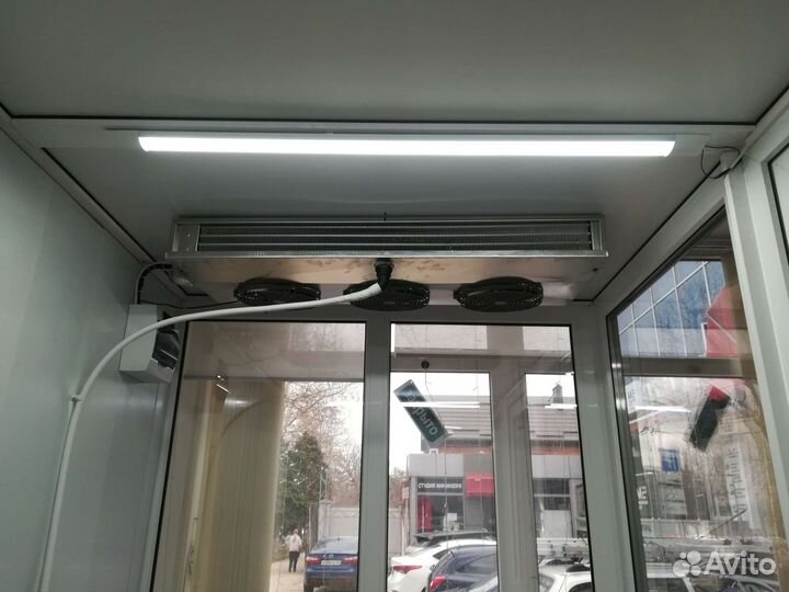 Холодильное оборудование для хранения цветов