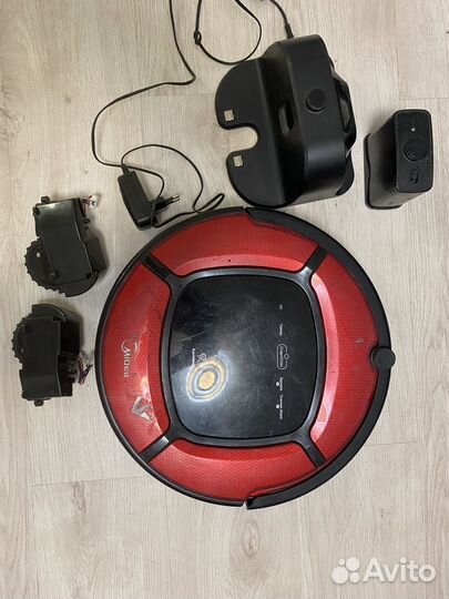 Робот пылесос Midea mvcr03 (на запчасти)