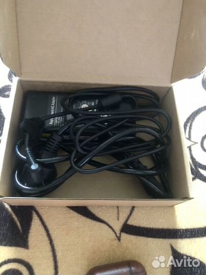 Блок питания для ноутбука