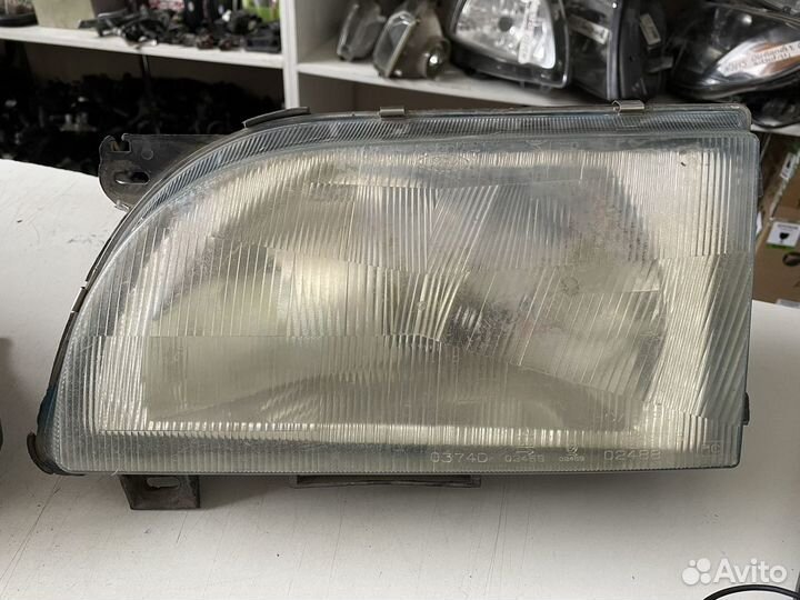 Фара левая Ford Transit 1991-2000