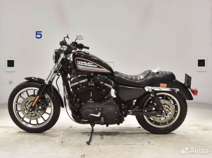 Harley-Davidson Sportster XL 883 R серия