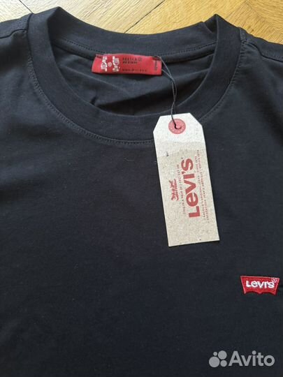 Футболка Levis