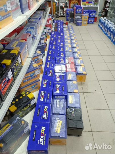 Аккумулятор Rocket 100 Ач, обратный