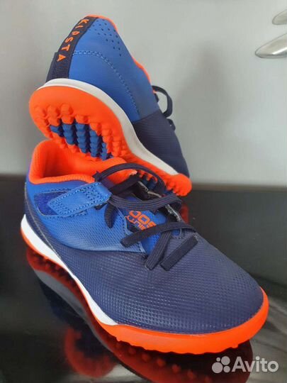 Детские футбольные бутсы 30 размер и 32 размер