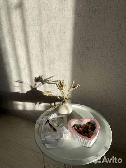 Подарочные мини букеты, клубника в шоколаде